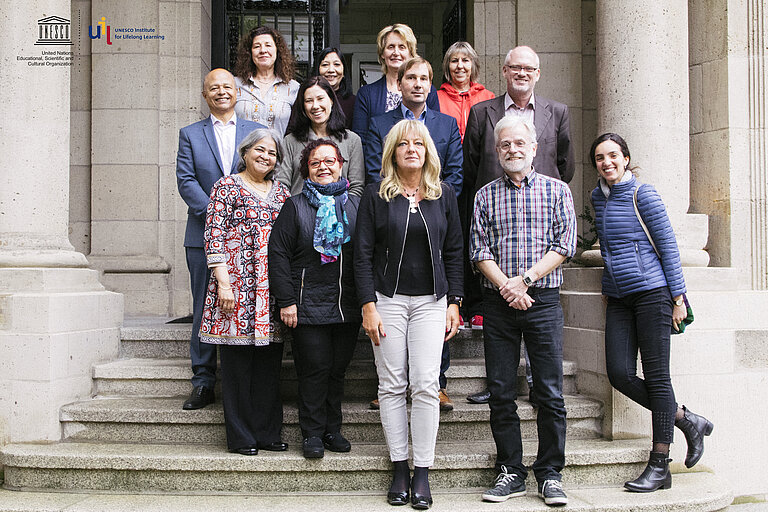 Vertreter*innen der Gründungspartnerorganisationen der ALE-Allianz während eines Workshops am UIL in Deutschland